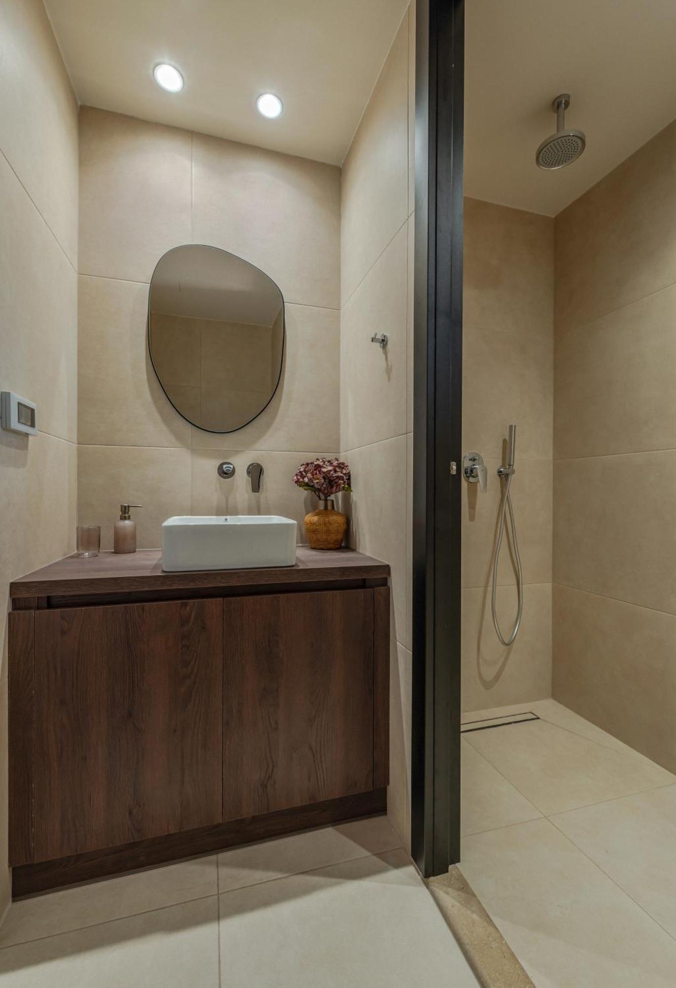 Ananta Blue Apartment Argassi